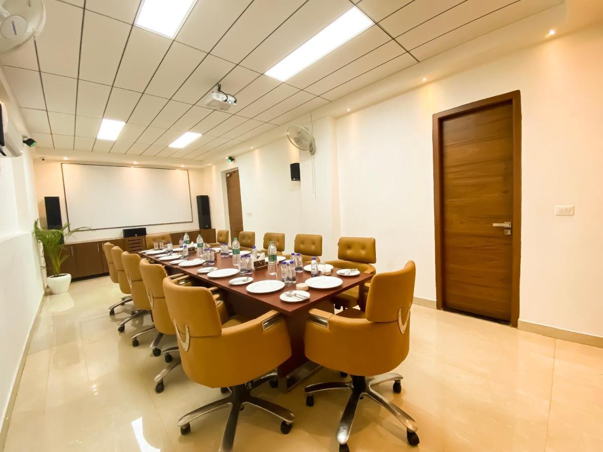 Sky Suites Gurgáon Kültér fotó