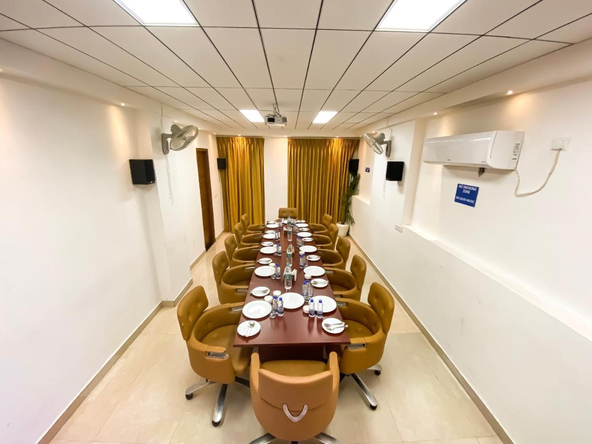 Sky Suites Gurgáon Kültér fotó